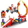 10767 LEGO® Toy Story Duke Caboom kaszkadőr bemutatója