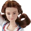 Hasbro Disney™ Belle falusi öltözékben B9164