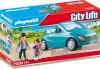 Playmobil City Life 70285 Apa kislányával kabrióban