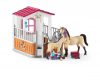 Schleich® Horse Club 42369 Istálló arab telivérrel és lovászlánnyal